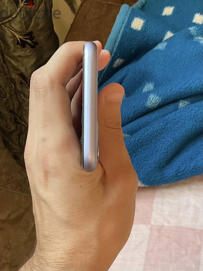 Apple - iPhone 11 1