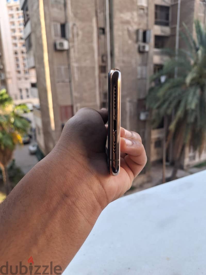 Apple - iPhone 11 Pro Max 6