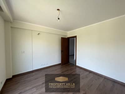 APARTMENT IN PRIM LOCATION NEAR NEW GIZA WITH BEST DEVELOPER