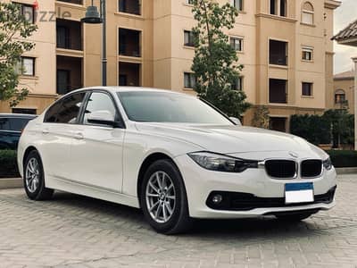BMW 318 2017