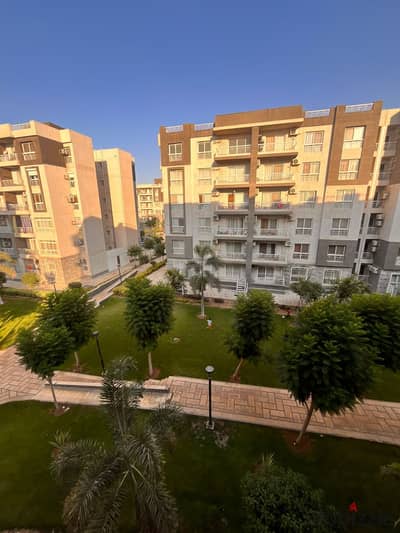 مدينتي شقة ١١٦م بيع بال b12 جاردن فيو