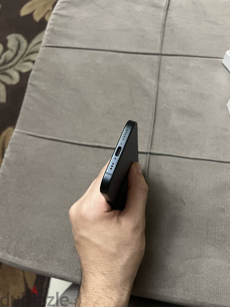 Apple - iPhone 15 5