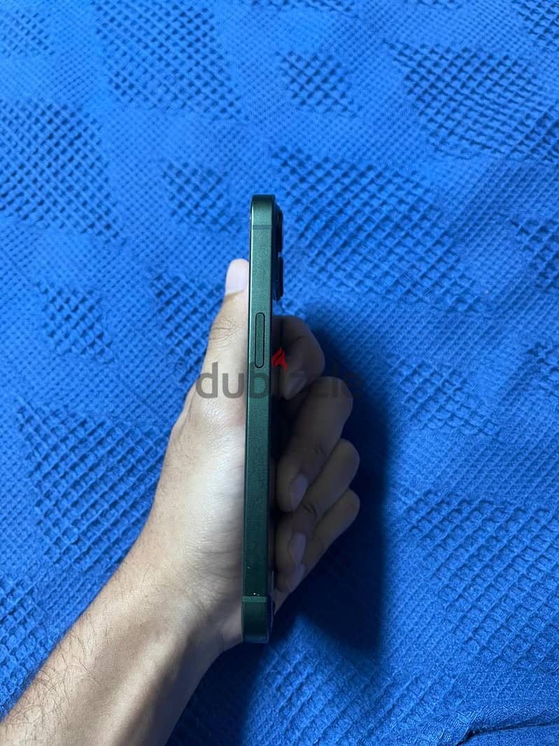 Apple - iPhone 13 4