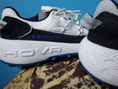 Under armour hover