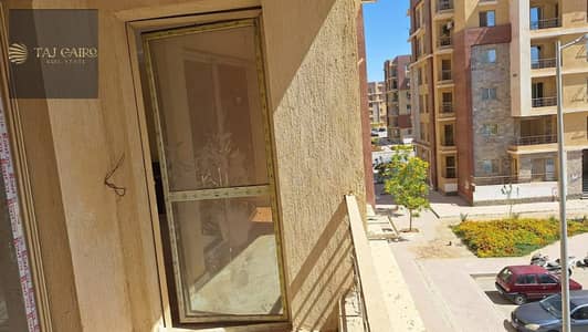 شقه ناصيه فيو مفتوح للبيع بدار مصر الاندلس