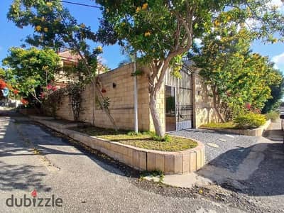 Villa 500 meters registered final asphalt streets