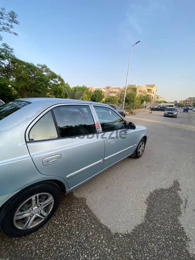 Hyundai Verna 2012  للبيع