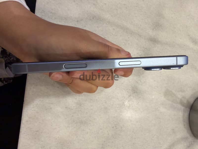 Apple - iPhone 17 3