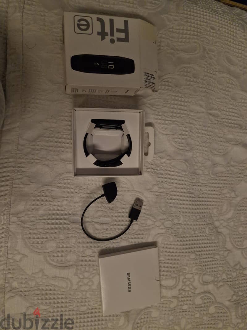 galaxy fit e 4