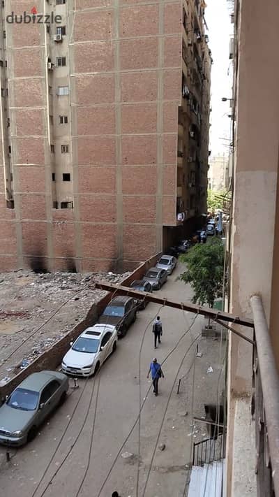 شقة للبيع مساحه 180م فيو مفتوح غير مجروحه تشطيب  سوبر لوكس خطوه من طريق الميثاق الرئيسي بزهراء مدينة نصرعمارات الاهالي