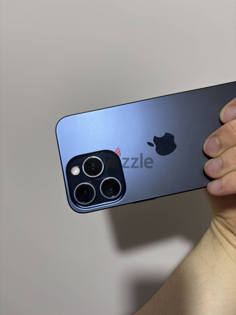 Apple - iPhone 15 Pro Max 1