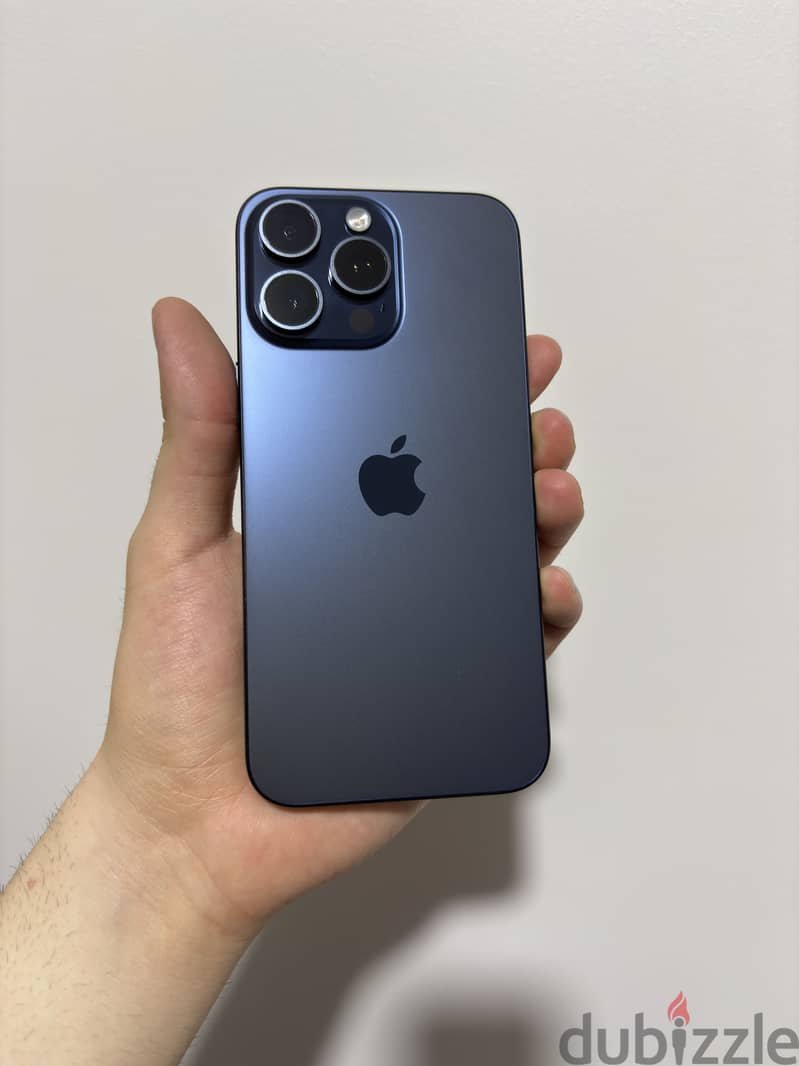 Apple - iPhone 15 Pro Max 4