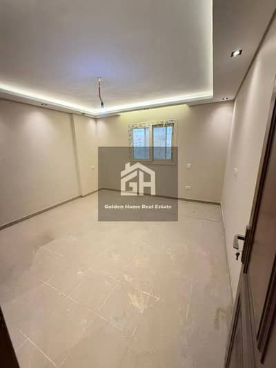 Ground floor with a private garden 260 sqm for rent in Elkhmayel Compound - Sheikh Zayed