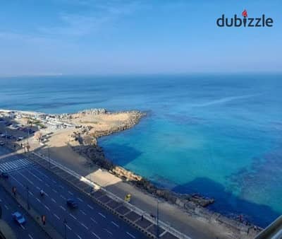 شقة للبيع في كليوباترا خطوات للبحر