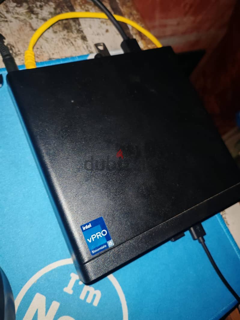 HP elite mini 600 G9 2