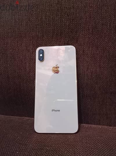 ايفون اكس ماكس