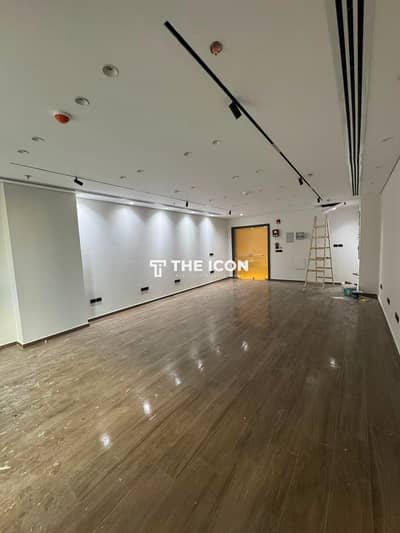فرصة حقيقية لشركتك في موقع استراتيجي داخل Hyde Park Business District | مكتب للايجار بسعر لقطه