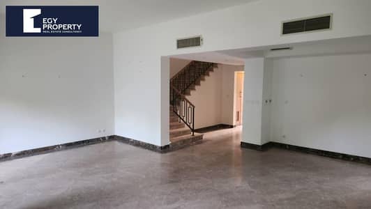 Under Market Price Twinhouse Villa For Sale in Very Prime Location in Uptown Cairo - Mokattam