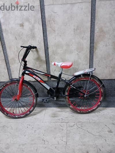 the bicycle is a royal bike it is used for1.5years it is for a child11