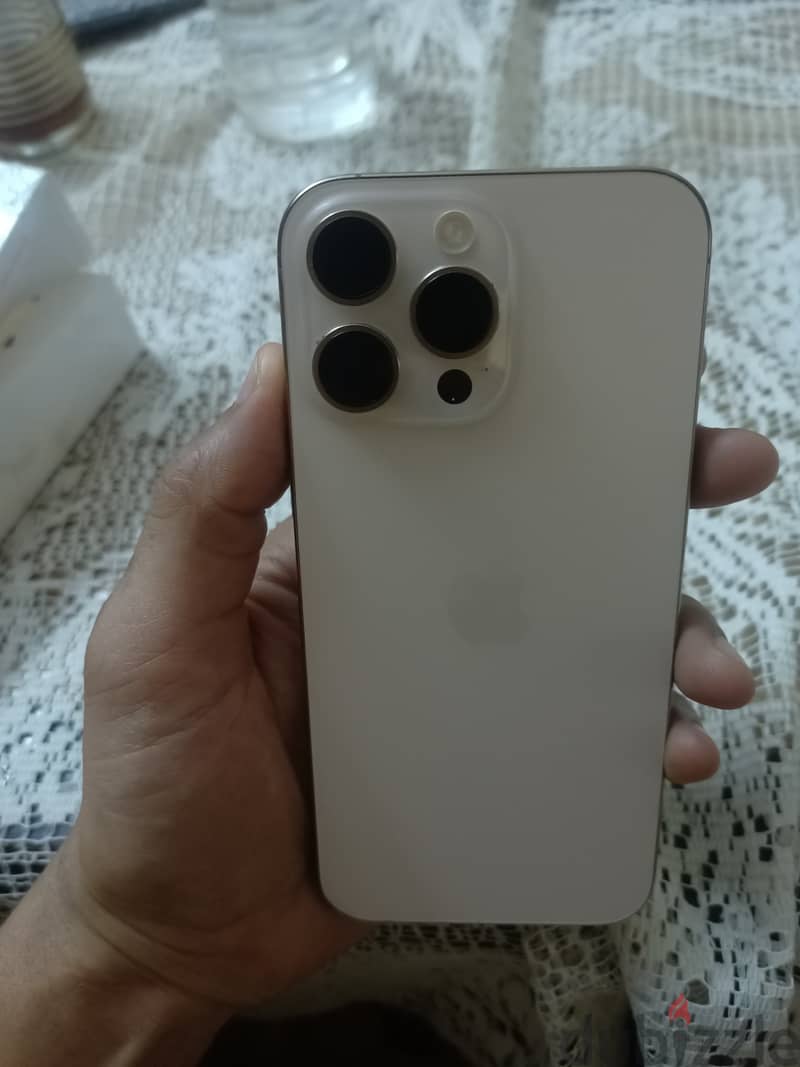 Apple - iPhone 16 Pro Max 2