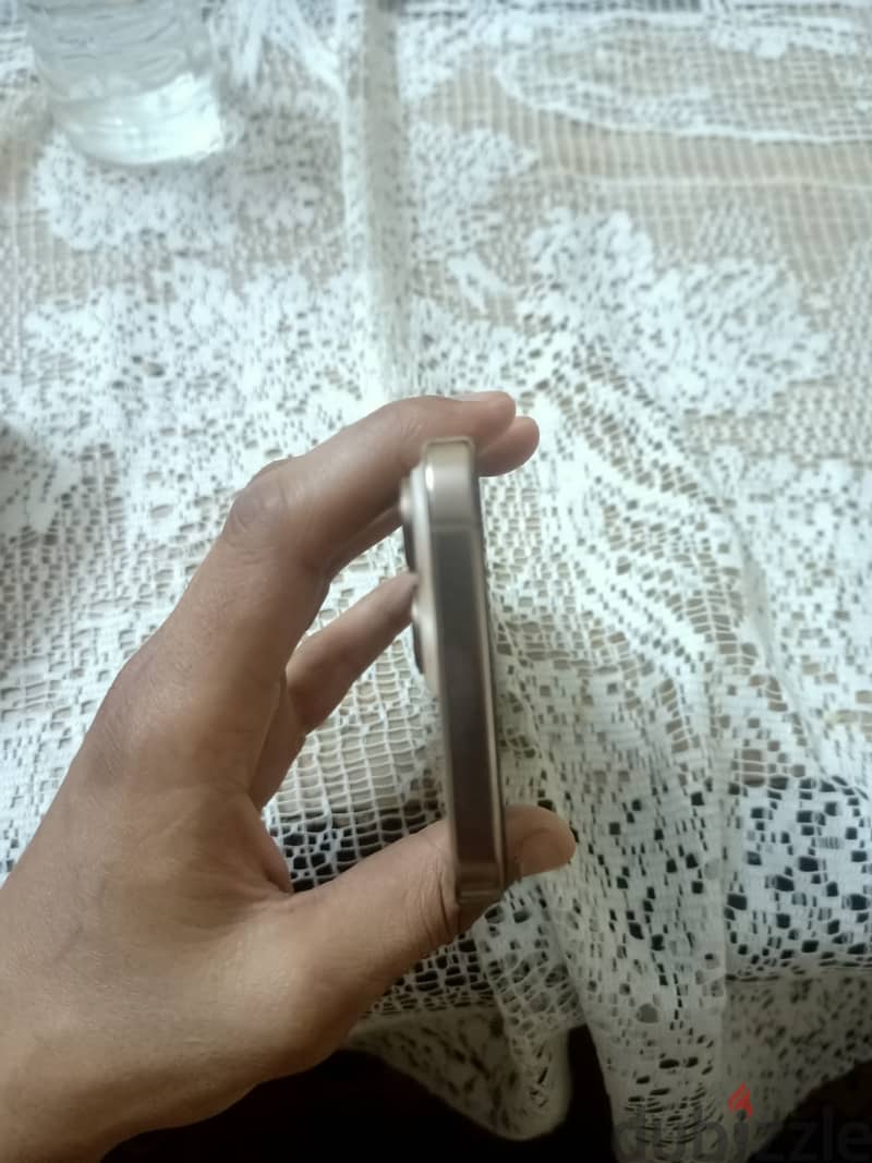 Apple - iPhone 16 Pro Max 6