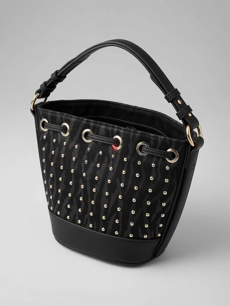 Dejavu bags 1