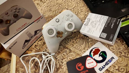 GAMESIR CYCLONE 2