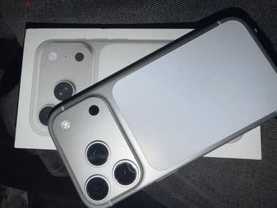 Apple - iPhone 17 Pro