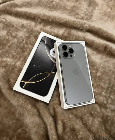 Apple - iPhone 16 Pro Max