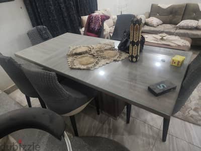 سفرة ٦ كراسي و بوفيه