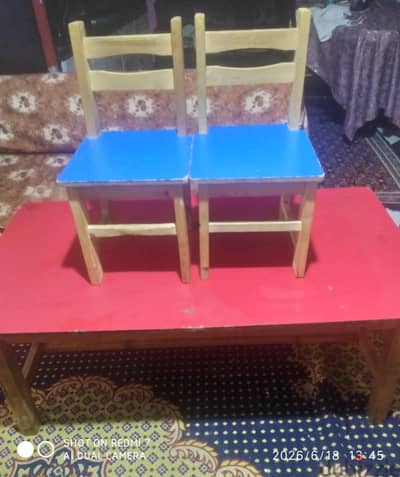 ترابيزات وكراسي حضانه للبيع