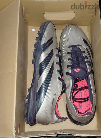 Original Adidas Predator Shoes   Size 44