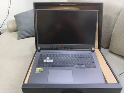 ASUS ROG Strix G17 G713PV (Ryzen 9 7940HX / RTX 4060)