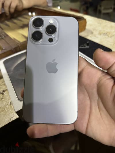 آبل - آيفون 15 برو