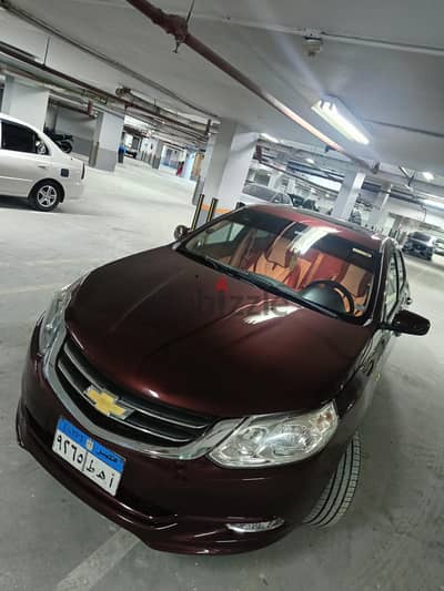 car for rent سيارة للإيجار  أسرة تؤجر سيارة