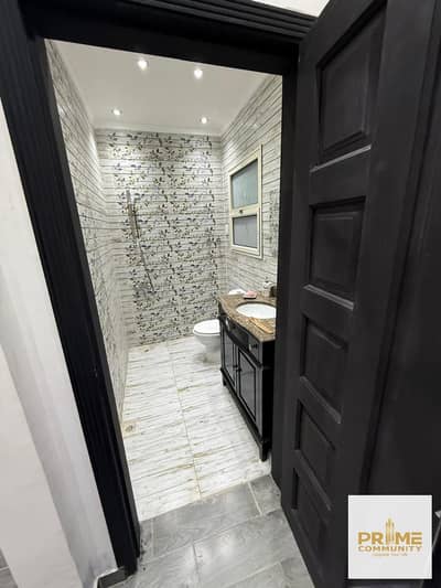 Ground-floor apartment for sale in the La Ville mini-compound located in 7th District Neighborhood 1 Sheikh Zayed near Saudi Market and all amenities