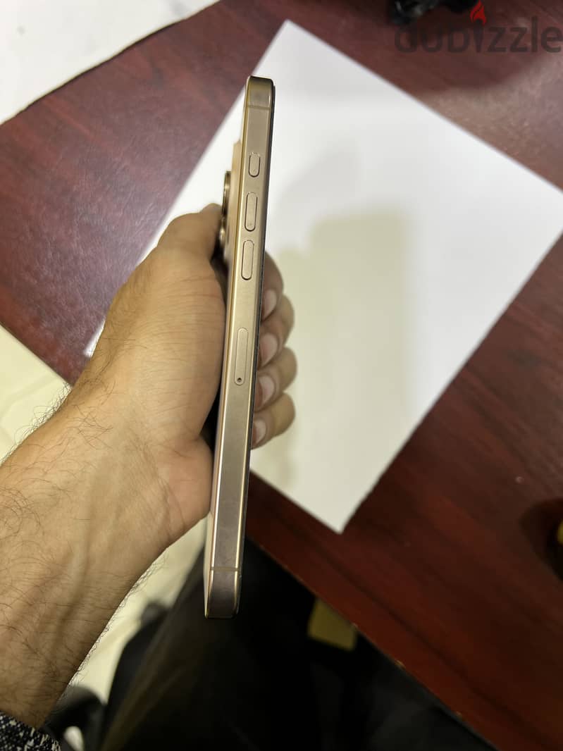 Apple - iPhone 16 Pro Max 1