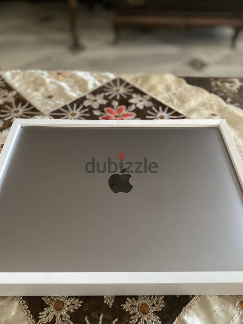 MacBook pro 2020 touch bar  6