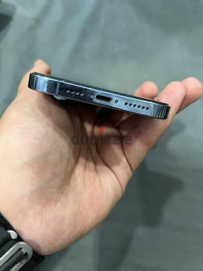 iPhone 13 pro max with box 2