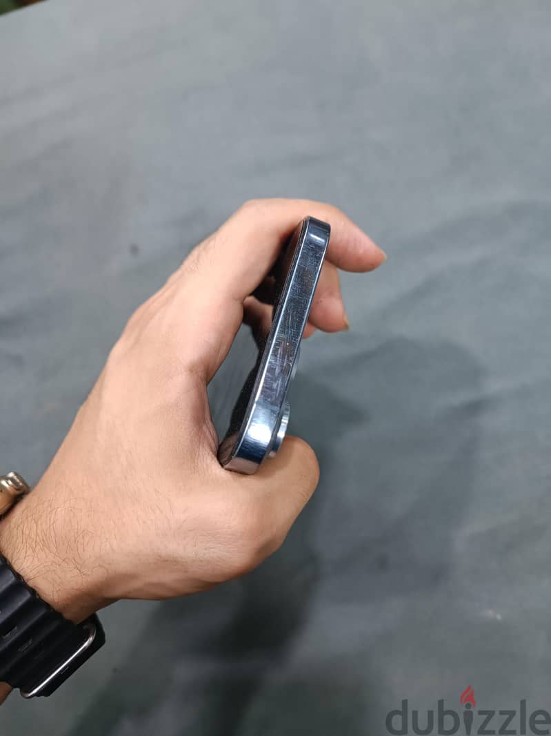 iPhone 13 pro max with box 3