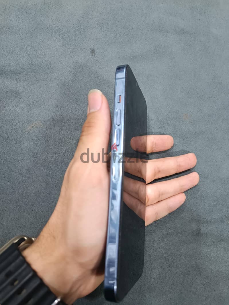 iPhone 13 pro max with box 5
