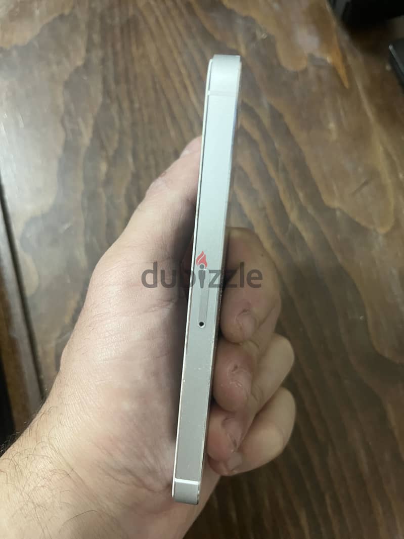 Apple - iPhone 5s 5