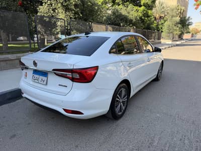 ام جى  5 2021