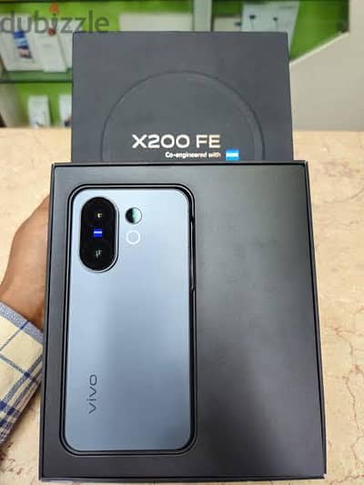 للتبادل Vivo X200 Fe  كالجديد باس