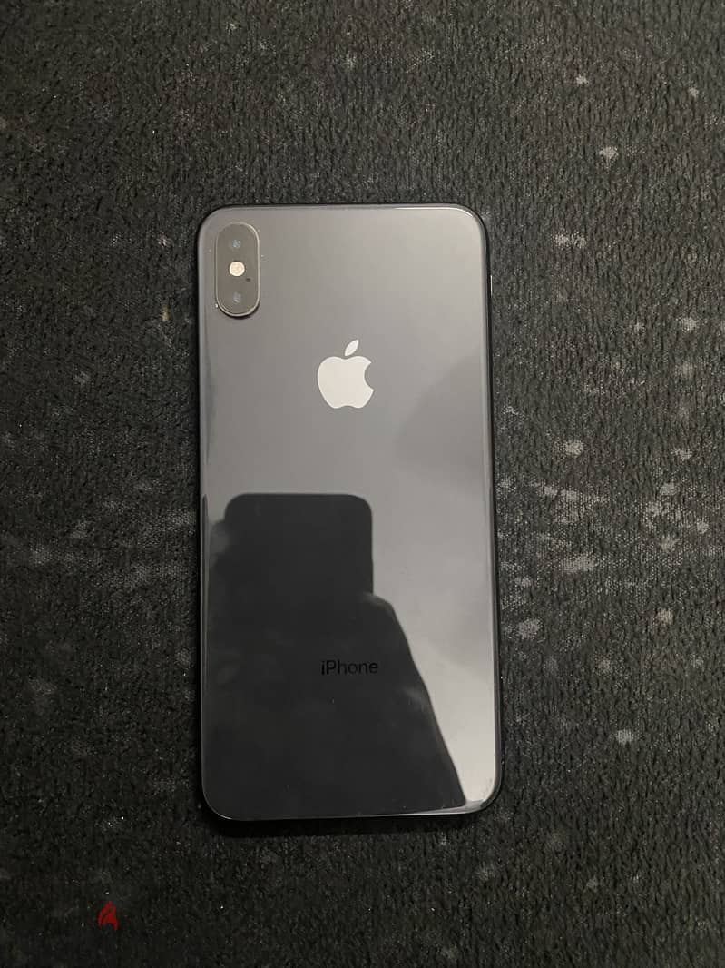 Apple - iPhone XS Max 1
