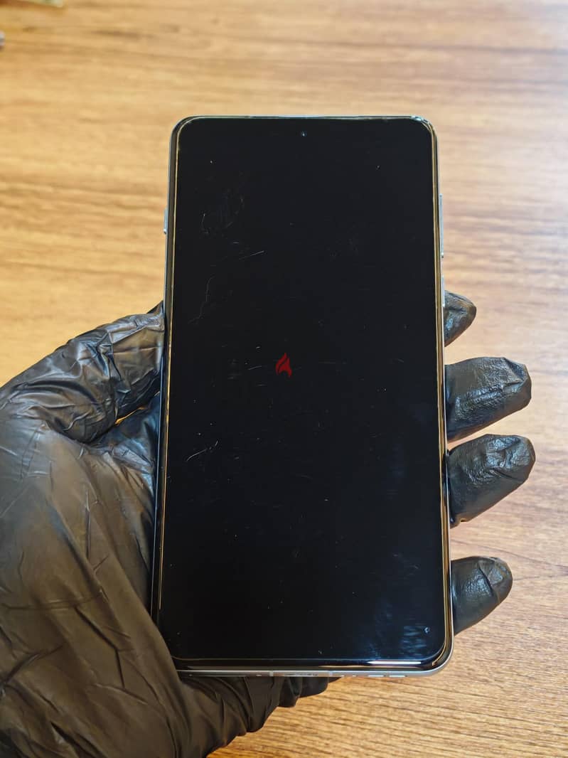 Oppo Find X8 Pro 5