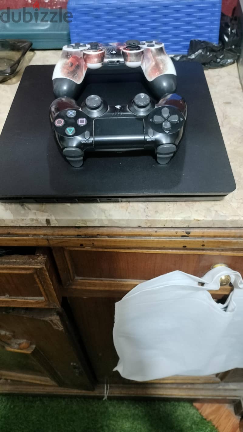 play station 4 7