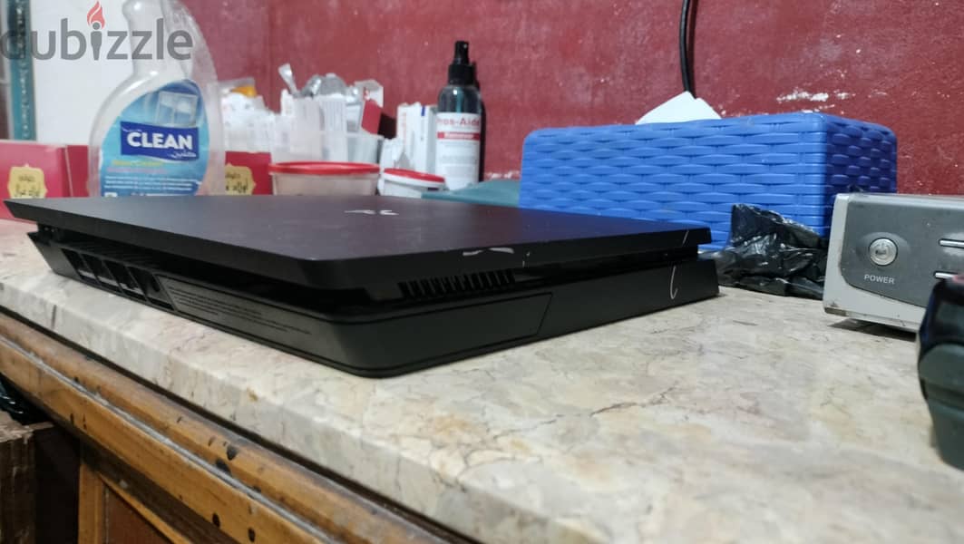 play station 4 10