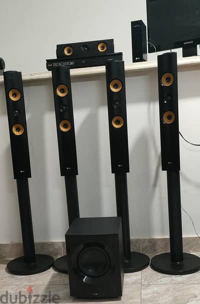 lg home theater 1200w rms wireless surround speakers WiFi Bluetooth