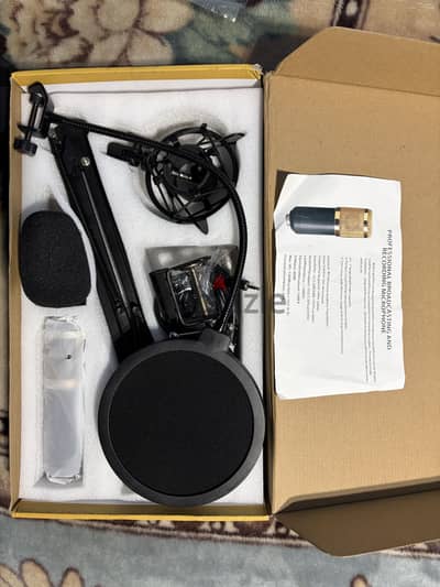 Mic M800